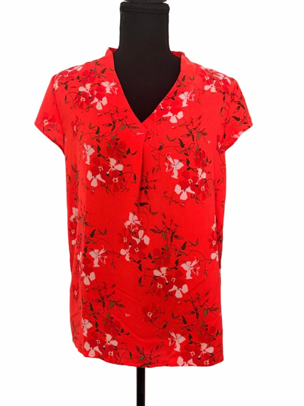 Halogen Red Floral V-Neck Cap Sleeve Blouse